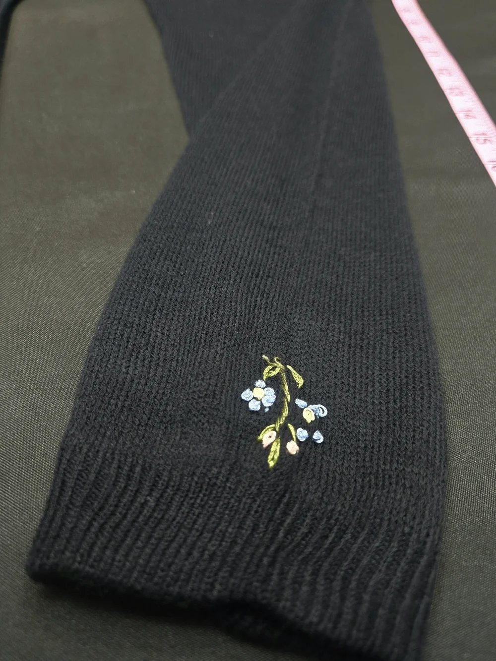 VTG Bonnie & Bill Floral Embroidery Cardigan Large Knit Black Cottagecore Boho